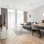 Апартаменты Wielopole17 Miro With Ac