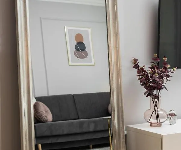 Wielopole17 Miro With Ac * Krakau